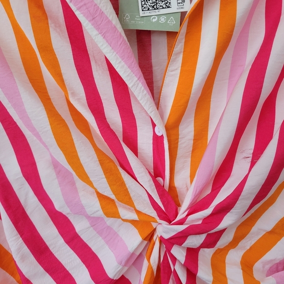 H&M Knot Detail Shirt Dress. - Picture 7 of 12